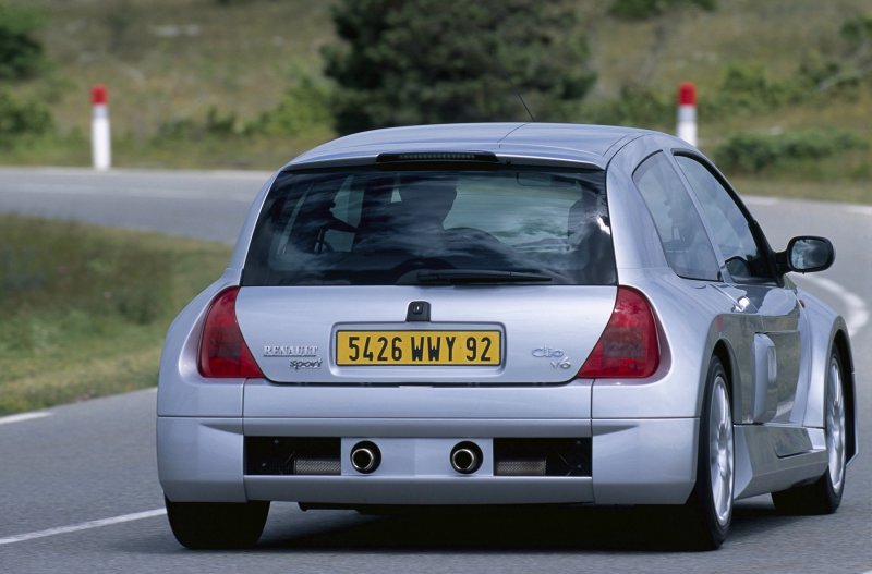 Renault Clio R.S. V6 24V