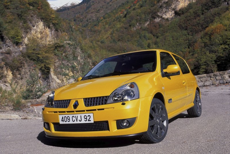 Renault Clio II R.S. 2.0 16V (2004.)