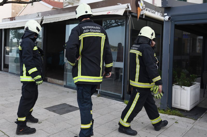 Šibenik: Požar u kafiću na šibenskoj rivi