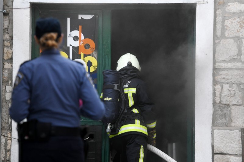 Šibenik: Požar u kafiću na šibenskoj rivi