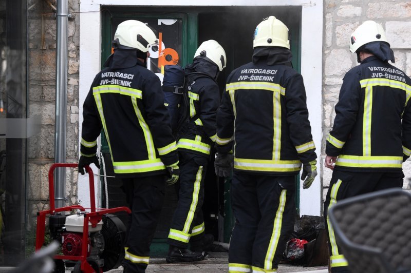 Šibenik: Požar u kafiću na šibenskoj rivi