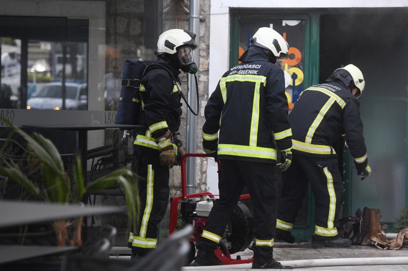 Šibenik: Požar u kafiću na šibenskoj rivi