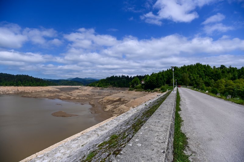 Isušeno Lokvarsko jezero