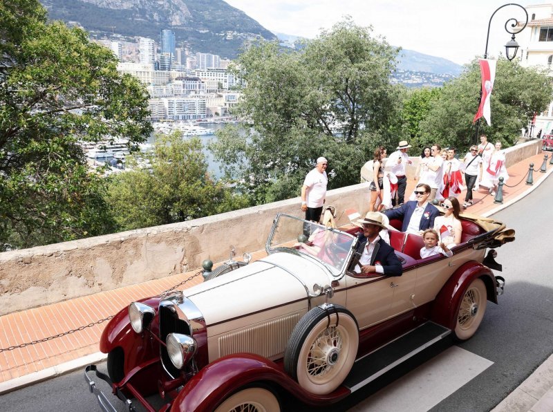 Pierre Casiraghi i Beatrice Borromeo, princeza Alexandra od Hanovera i Ben Sylvester Strautmann