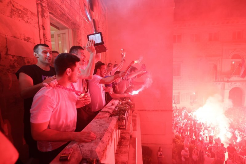 Zadar slavi svoje heroje - doček košarkaša Zadra na Narodnom trgu, 4.6.2023.