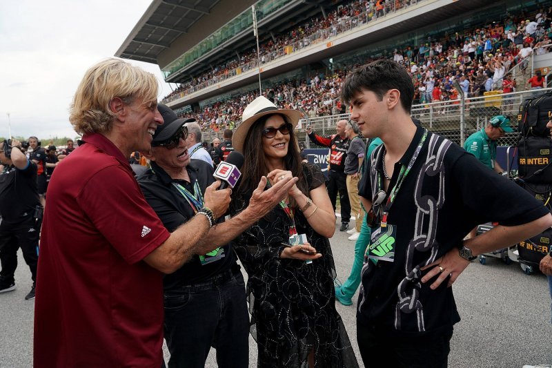 Catherine Zeta-Jones i Michael Douglas sa sinom