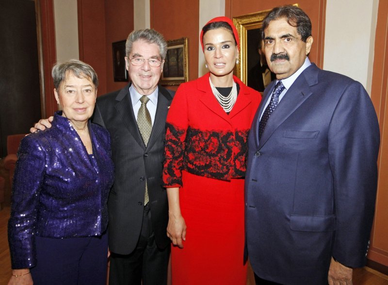 Moza bint Nasser