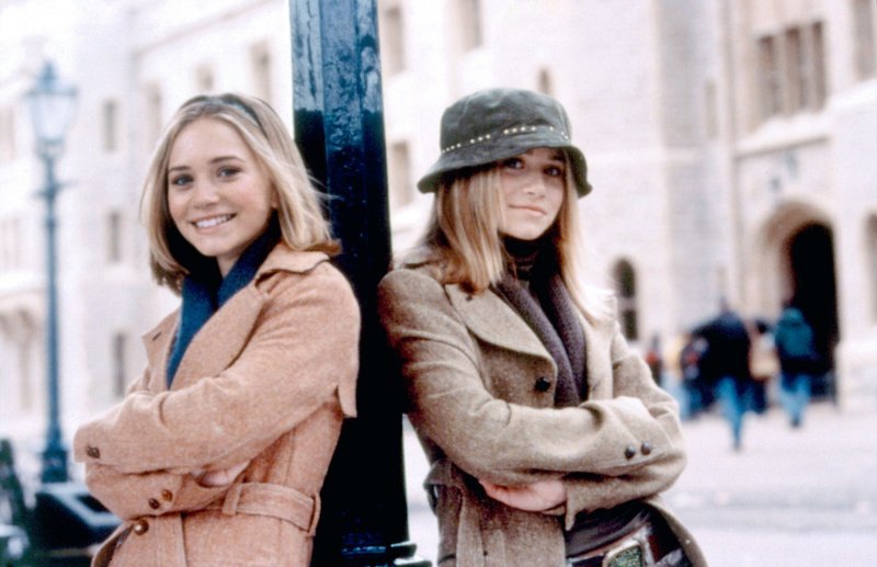 Mary-Kate i Ashley Olsen (2000.)