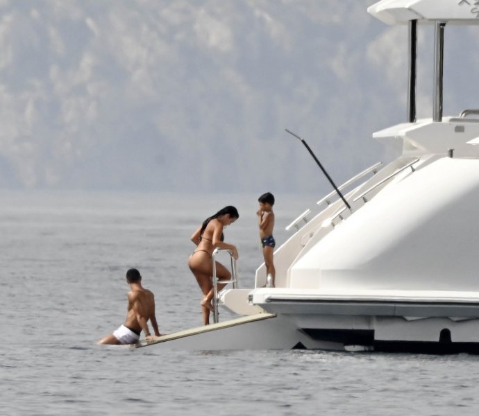 Georgina Rodriguez i Cristiano Ronaldo na Sardiniji