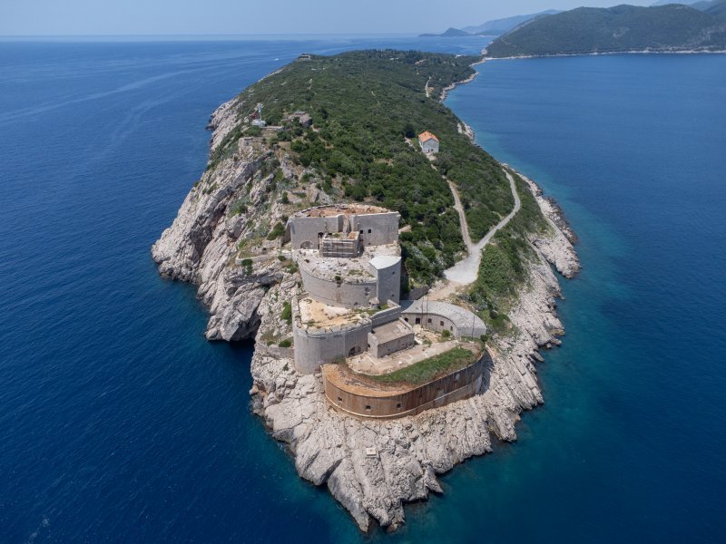 Punta Oštro, poluotok Prevlaka