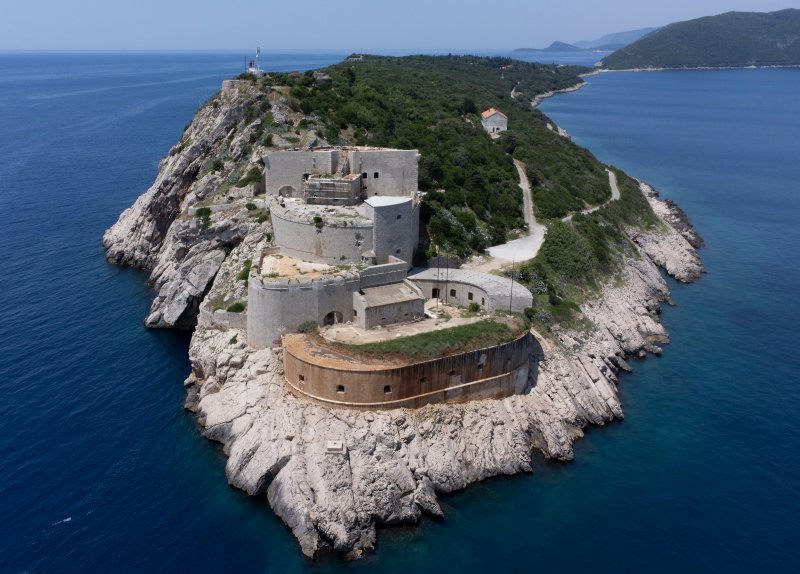 Punta Oštro, poluotok Prevlaka