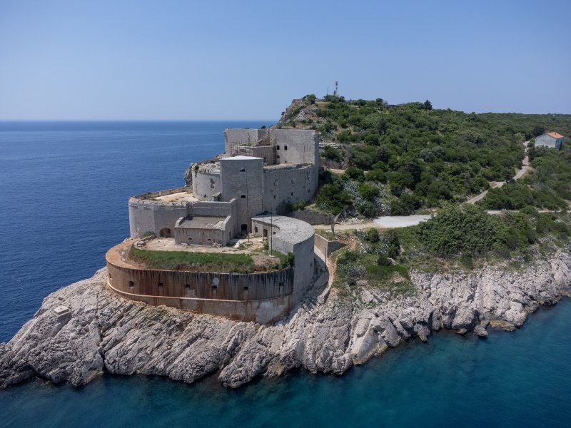 Punta Oštro, poluotok Prevlaka