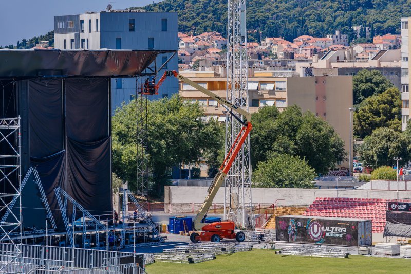 Pogled na posljednje pripreme uoči održavanja Ultra Europe 2023.