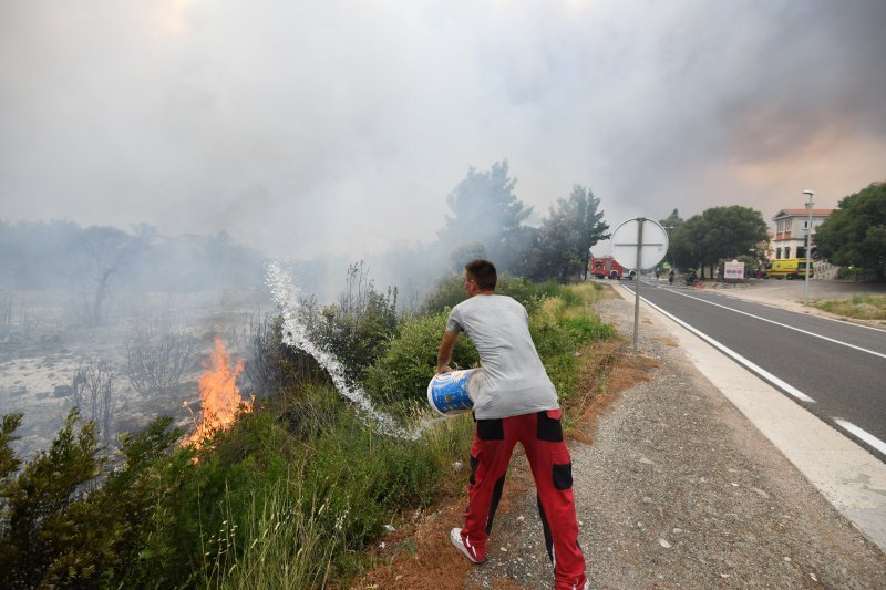 Veliki požar kod Grebaštice