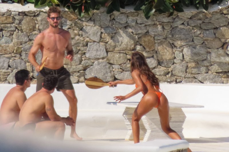 Izabel Goulart i Kevin Trapp na Mykonosu