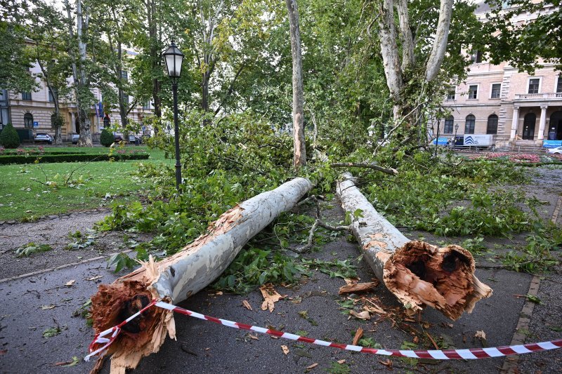 Zagreb dan nakon nevremena sanira štetu