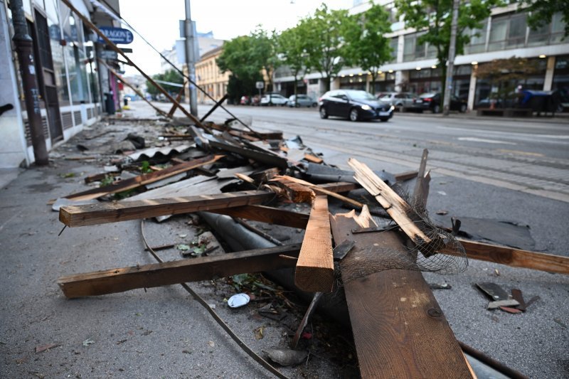 Zagreb dan nakon nevremena sanira štetu