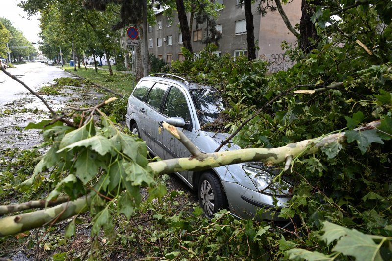 Zagreb dan nakon nevremena sanira štetu