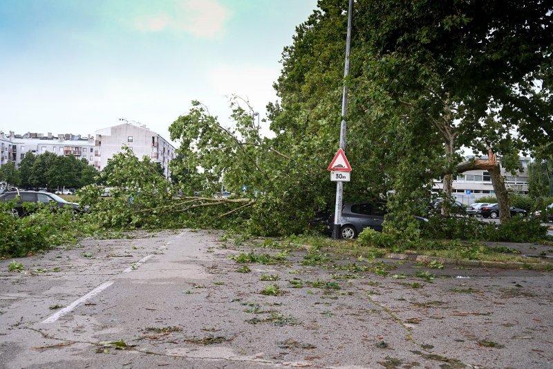 Zagreb dan nakon nevremena sanira štetu