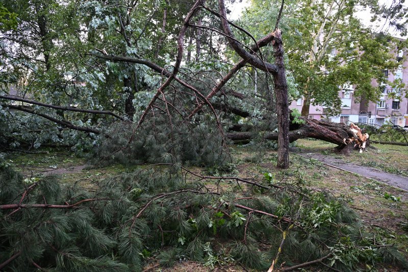 Zagreb dan nakon nevremena sanira štetu