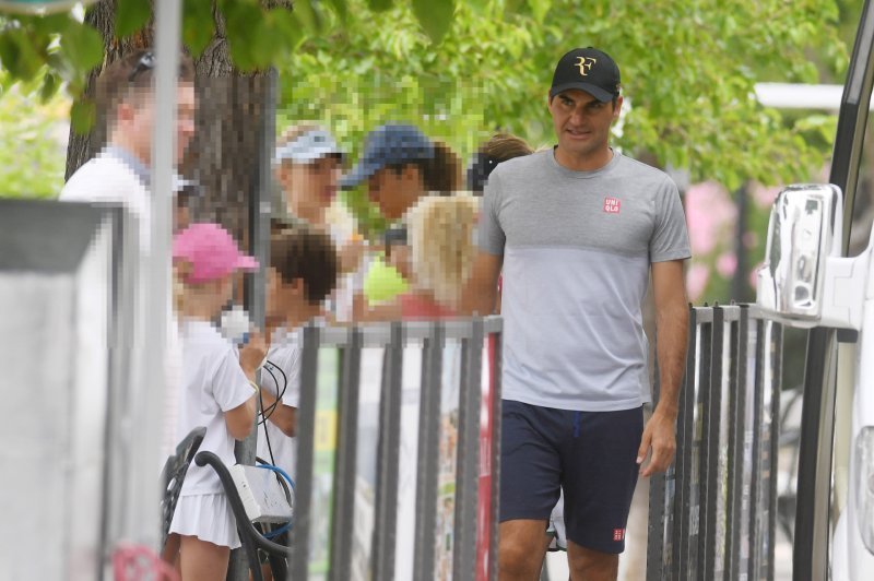 Roger Federer s djecom odlazi na tenis