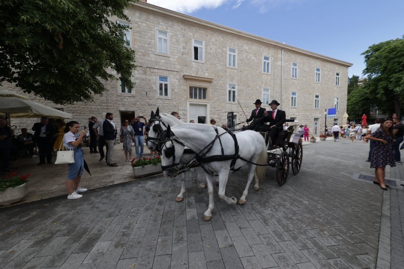 Predsjednik Milanović stigao na 308. Sinjsku alku