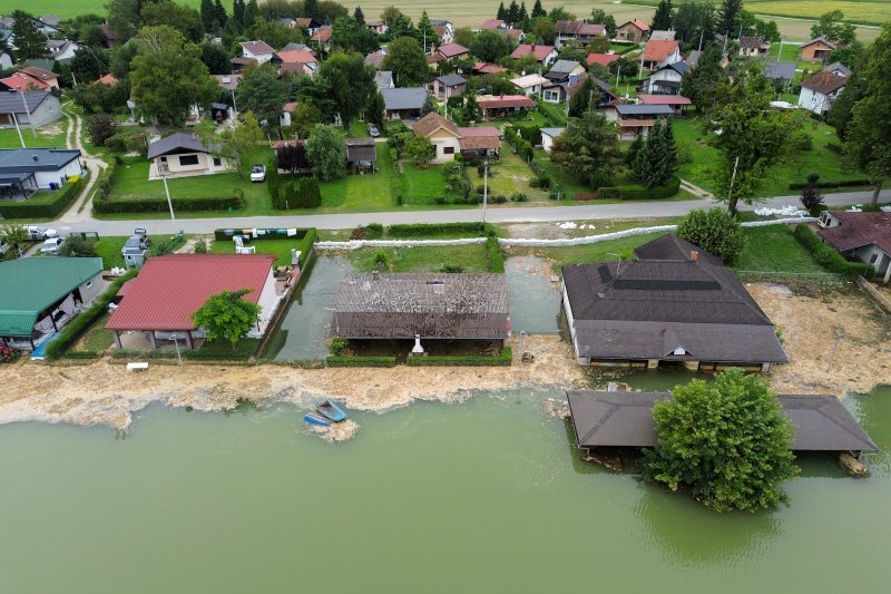 Đelekovec: Pogled iz zraka na posljedice poplave na jezeru Šoderica