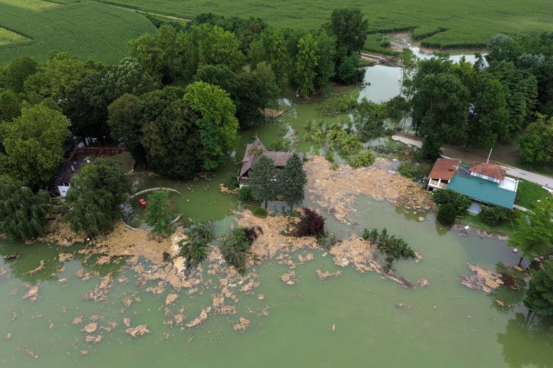 Đelekovec: Pogled iz zraka na posljedice poplave na jezeru Šoderica