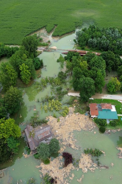 Đelekovec: Pogled iz zraka na posljedice poplave na jezeru Šoderica