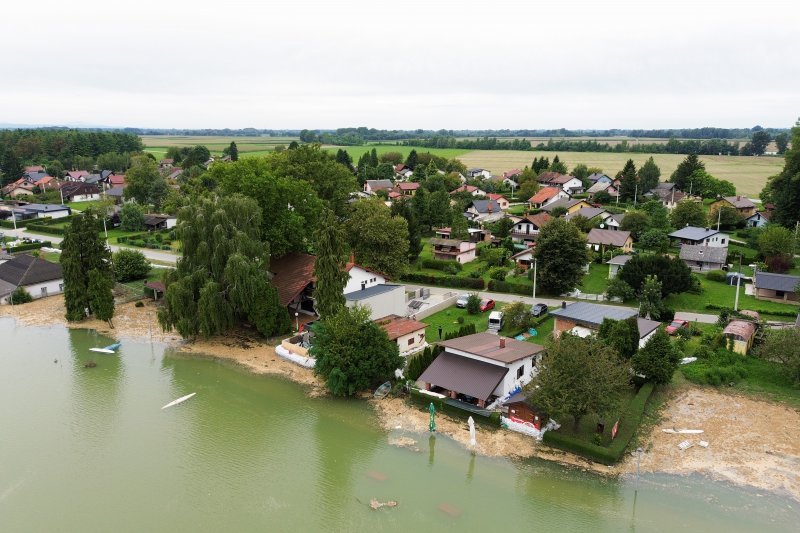 Đelekovec: Pogled iz zraka na posljedice poplave na jezeru Šoderica