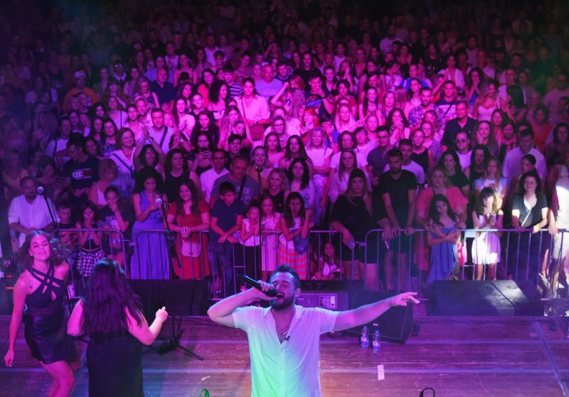 Matija Cvek - koncert na pulskom Kaštelu