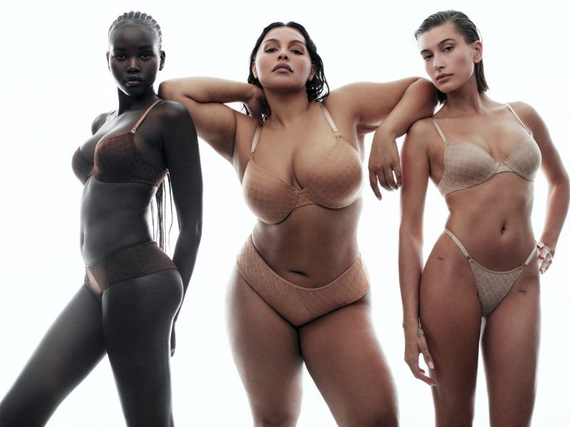 Adut Akech, Paloma Elsesser i Hailey Bieber