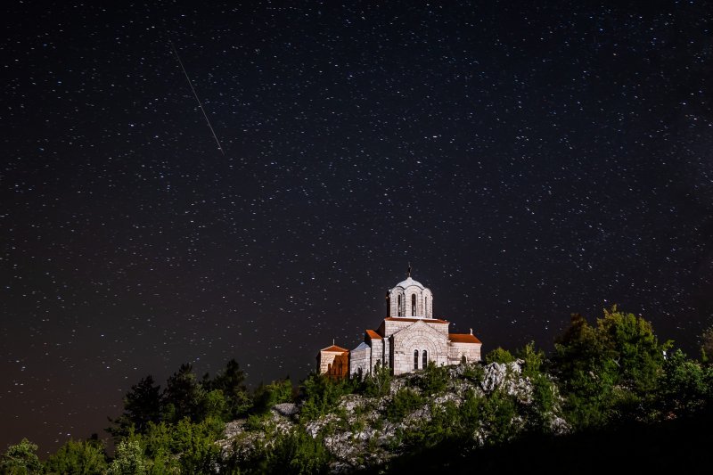 Meteorski roj Perzeida kod crkve Svetog Spasa