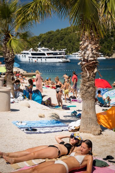 Gužva na plažama u Splitu