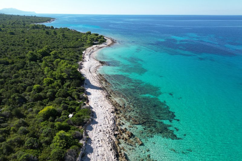 Dugi otok - Pogled iz zraka na plažu Veli žal