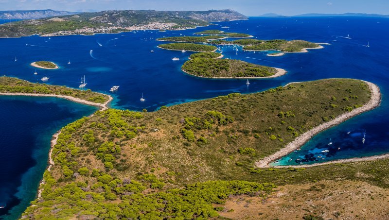 Uvala Vinogradišće na Paklenim otocima