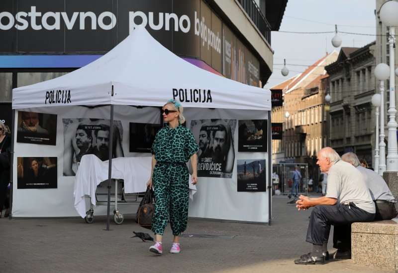 Policija traži uklanjanje promotivnog šatora filma Smrt djevojčice sa žigicama