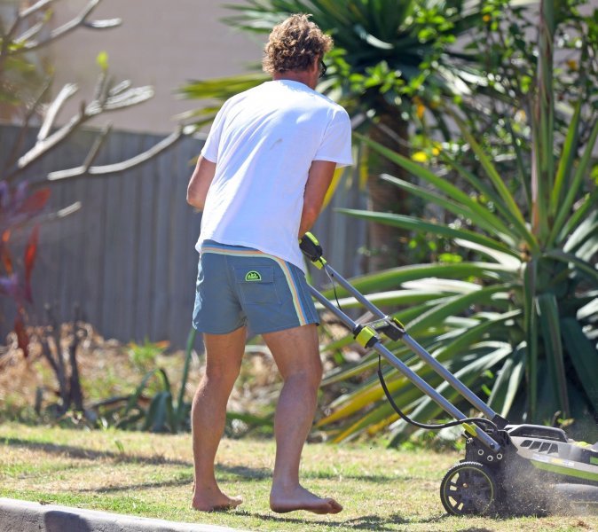 Simon Baker