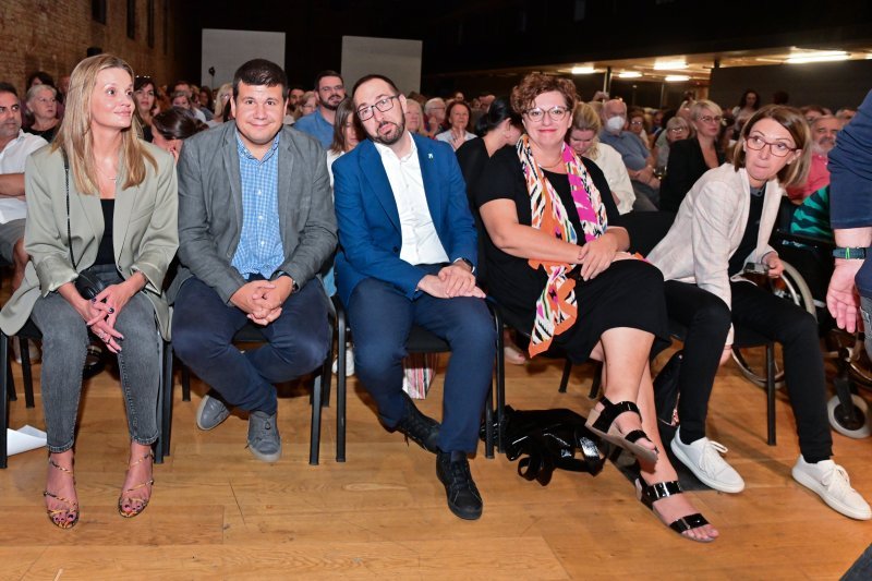 Jelena Valentić, Miran Pavić, Tomislav Tomašević