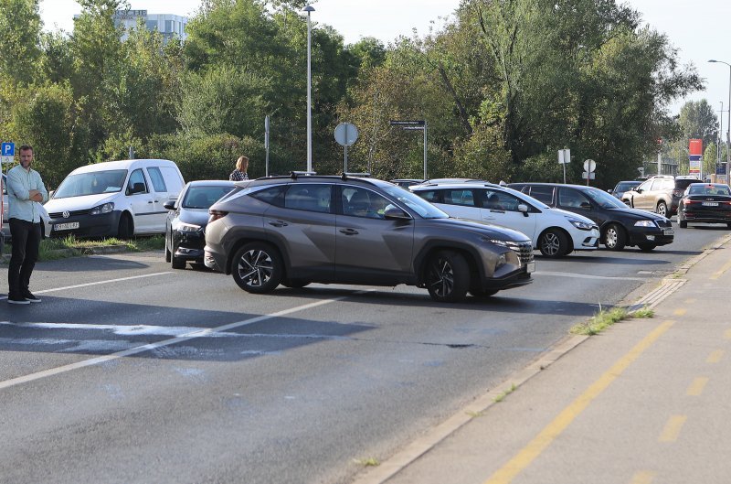 Počeli radovi na Aveniji Većeslava Holjevca