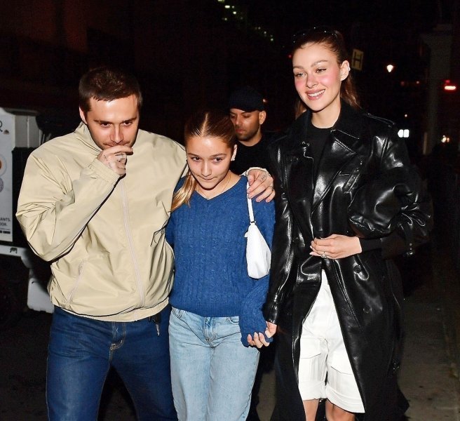 Harper Beckham, Brooklyn Beckham i Nicola Peltz