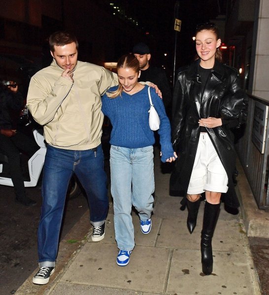 Harper Beckham, Brooklyn Beckham i Nicola Peltz