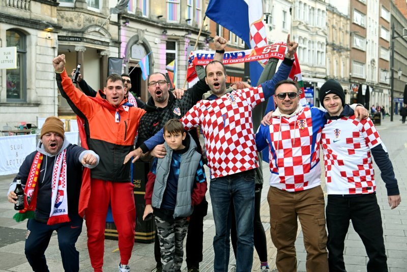 Cardiff, 15.10.2023 - Nogomet: Hrvatski navijači pred utakmicu Wales - Hrvatska