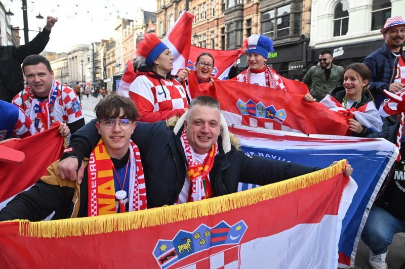 Cardiff, 15.10.2023 - Nogomet: Hrvatski navijači pred utakmicu Wales - Hrvatska