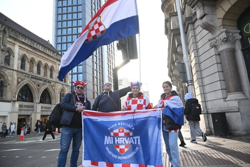 Cardiff, 15.10.2023 - Nogomet: Hrvatski navijači pred utakmicu Wales - Hrvatska