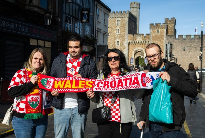 Cardiff, 15.10.2023 - Nogomet: Hrvatski navijači pred utakmicu Wales - Hrvatska