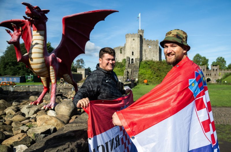 Cardiff, 15.10.2023 - Nogomet: Hrvatski navijači pred utakmicu Wales - Hrvatska