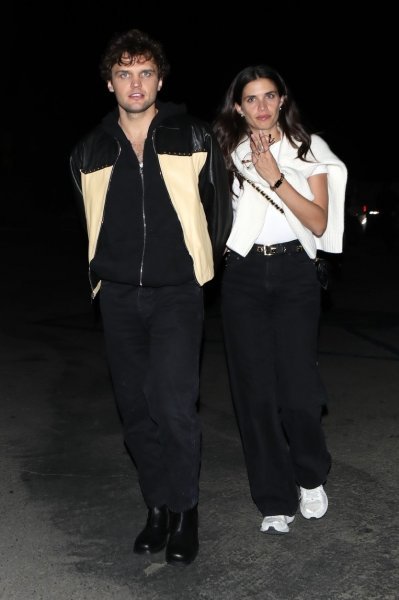 Ray Nicholson i Sara Sampaio