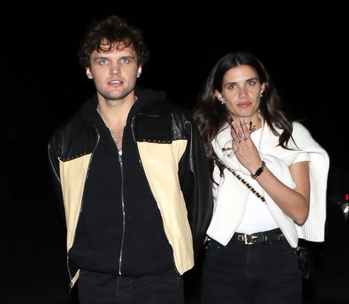 Ray Nicholson i Sara Sampaio