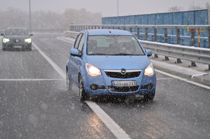 Snijeg na autocesti A1 kod Zagvozda